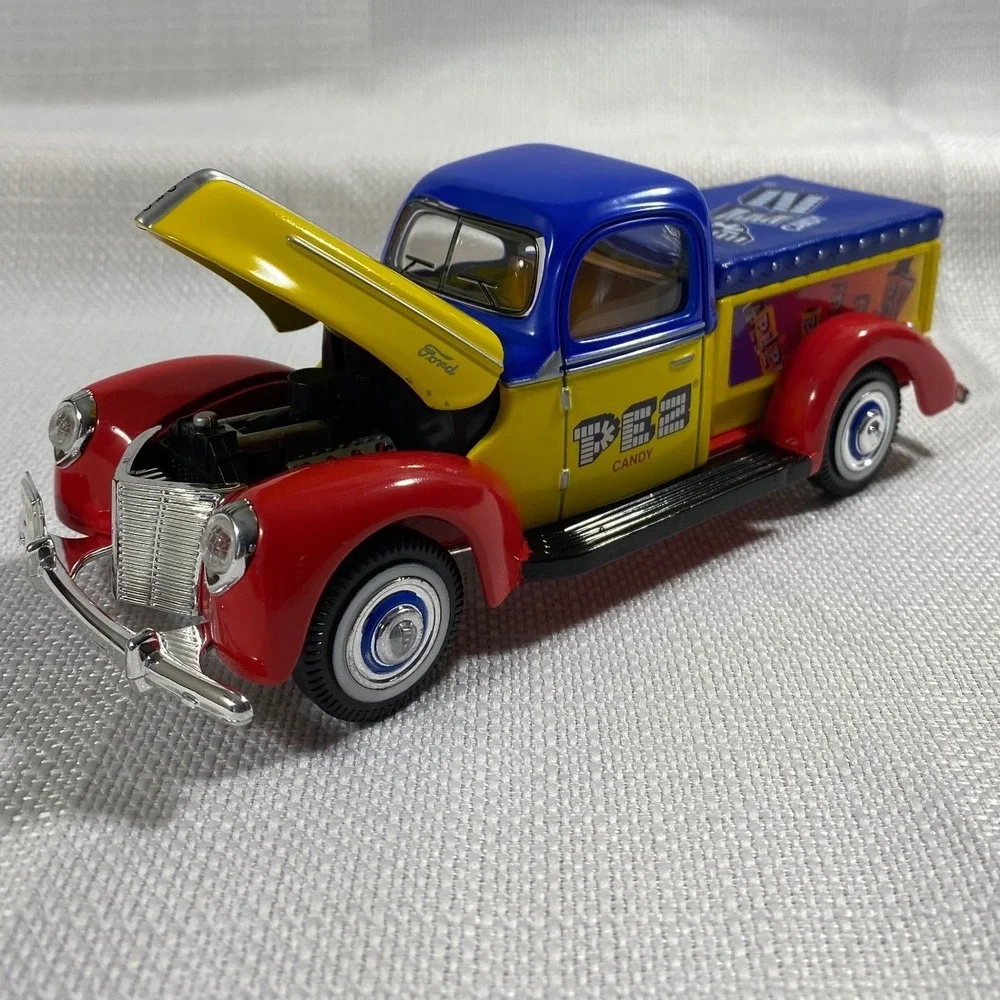 Golden Wheel PEZ Candy 1940 Ford Pickup Truck Diecast 1:24 Scale Red Yellow Blue
